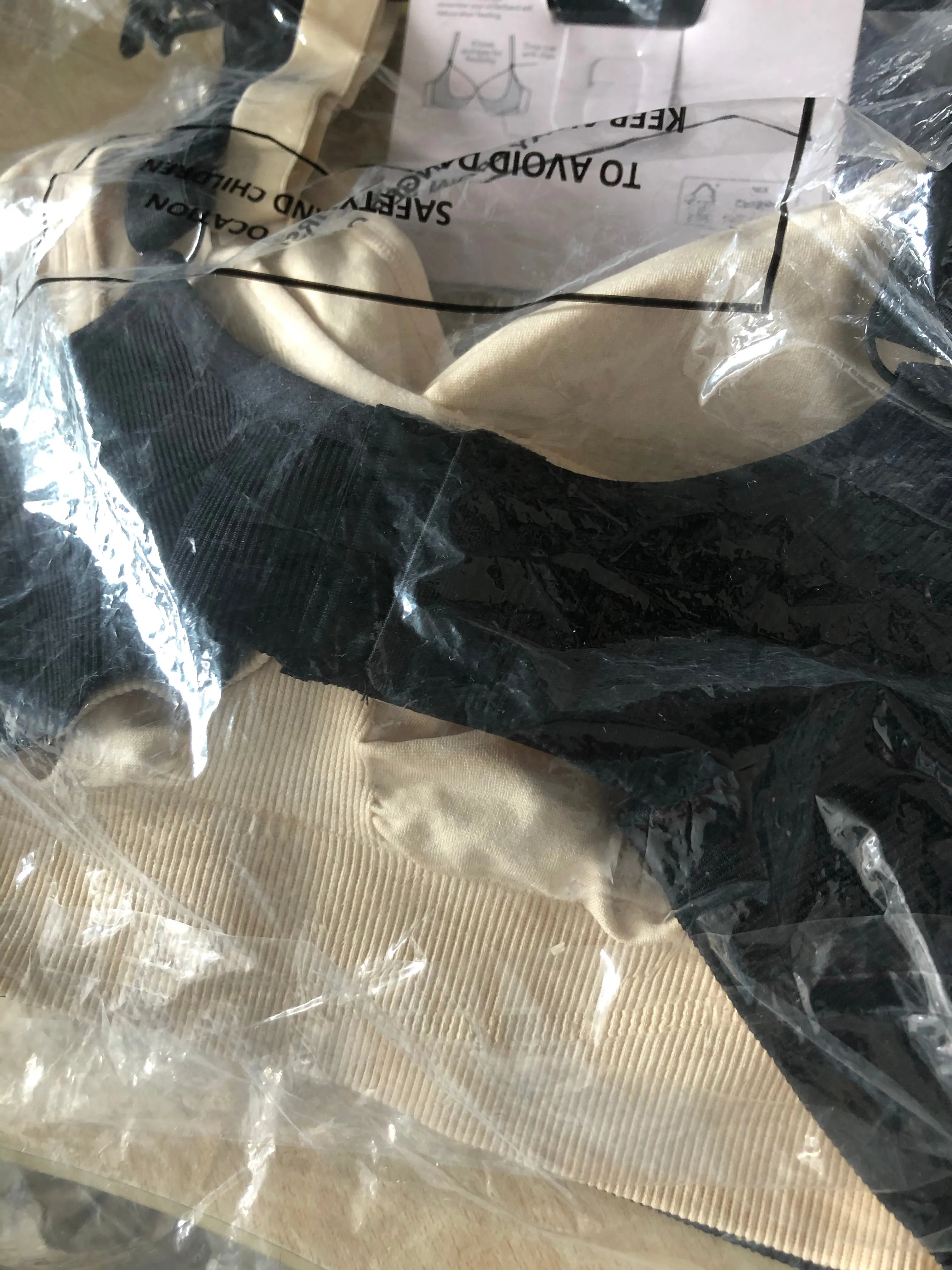 Brand New Debenhams 2 Pack Santoni Seam Free Nursing Bras Black/Nude - Size Maternity M / L