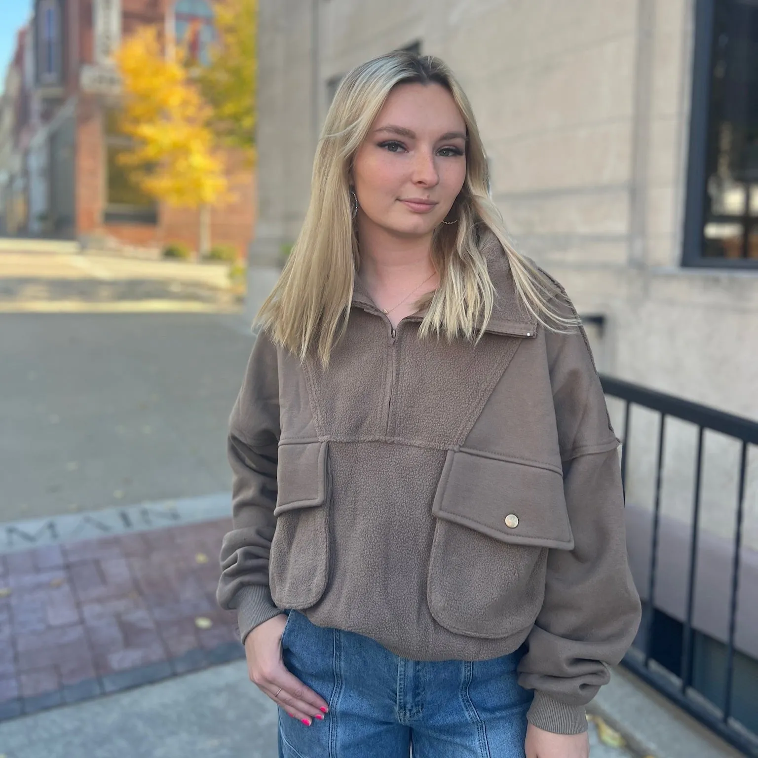Carter Pullover in Stone Gray