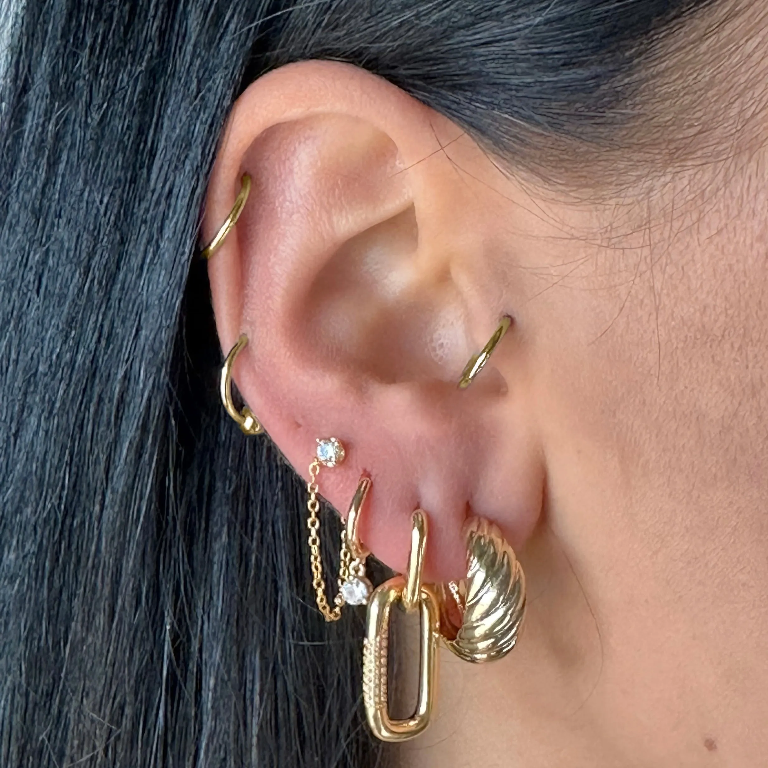 CRYSTAL TATI HOOPS GOLD