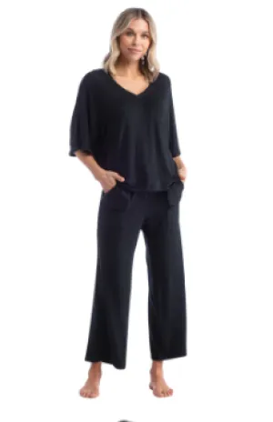 Dream Relaxed V-Neck w/ Capri Lounge Set - Black