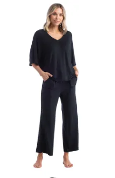 Dream Relaxed V-Neck w/ Capri Lounge Set - Black