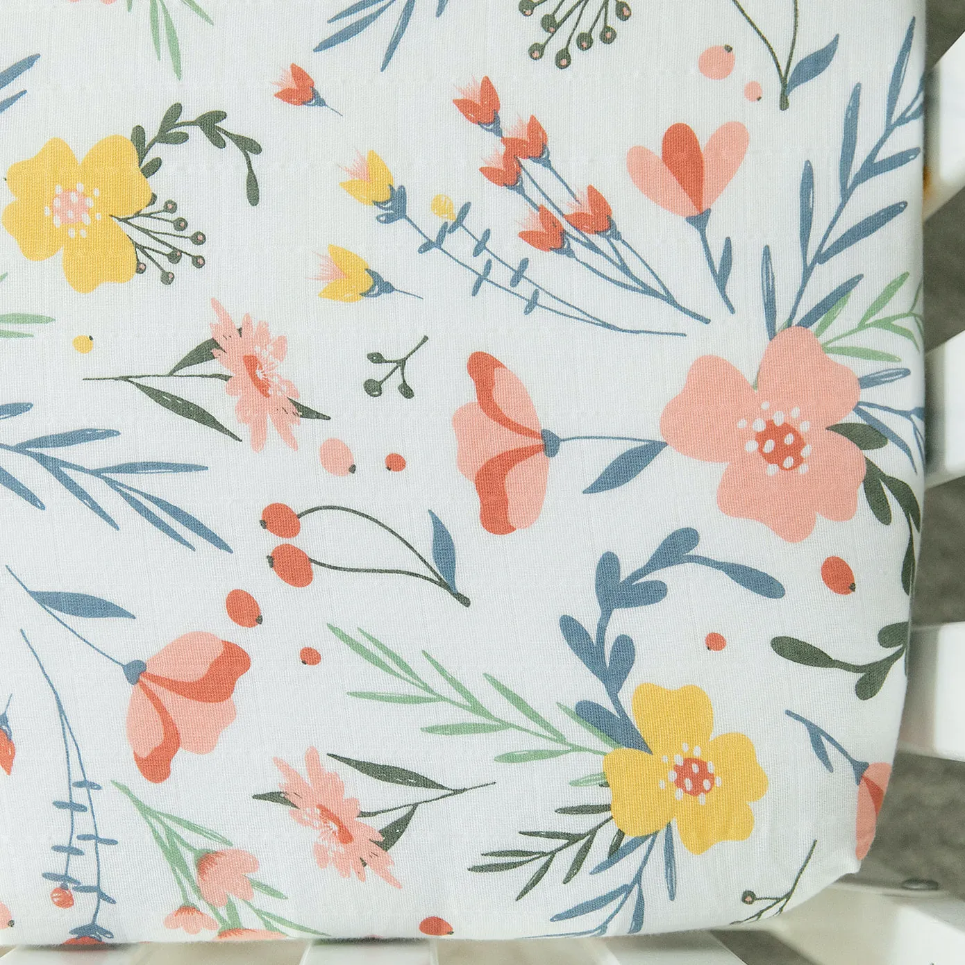 Floral Burst Cotton Crib Sheet