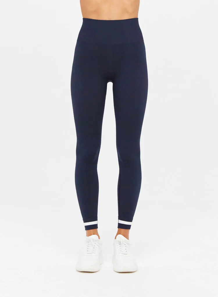 FORM SEAMLESS 25IN MIDI PANT