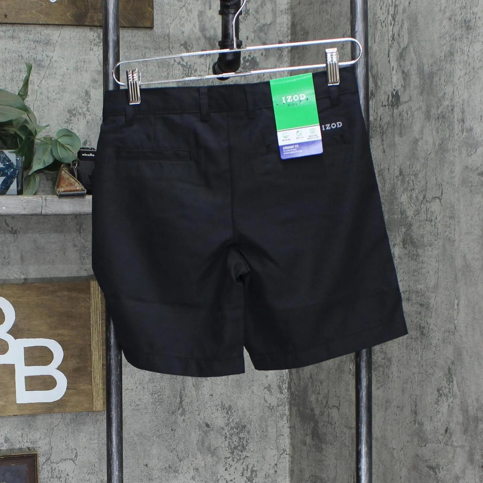 Izod Boys' Golf Swingflex Stretch Straight Fit Shorts Blackout Black 10 Husky