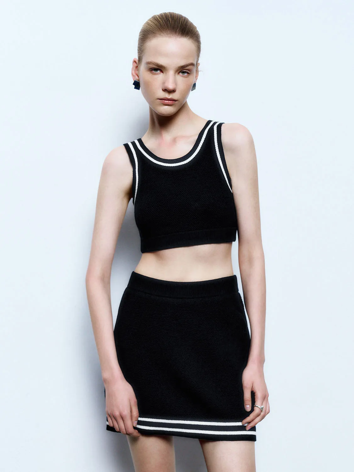 Knitted Cropped Vests