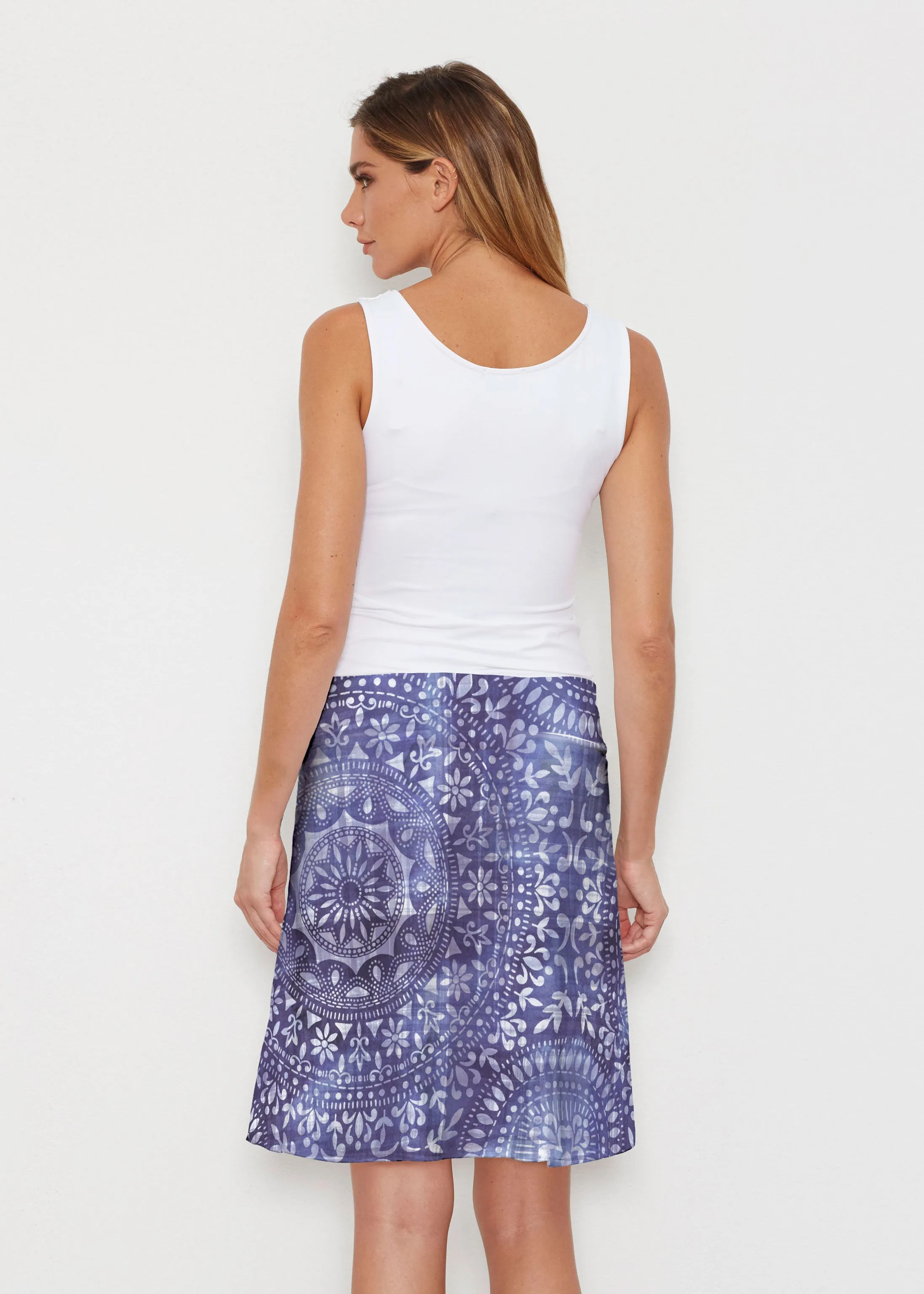 Medallion Flower (13453) ~ Silky Brenda Skirt 21 inch