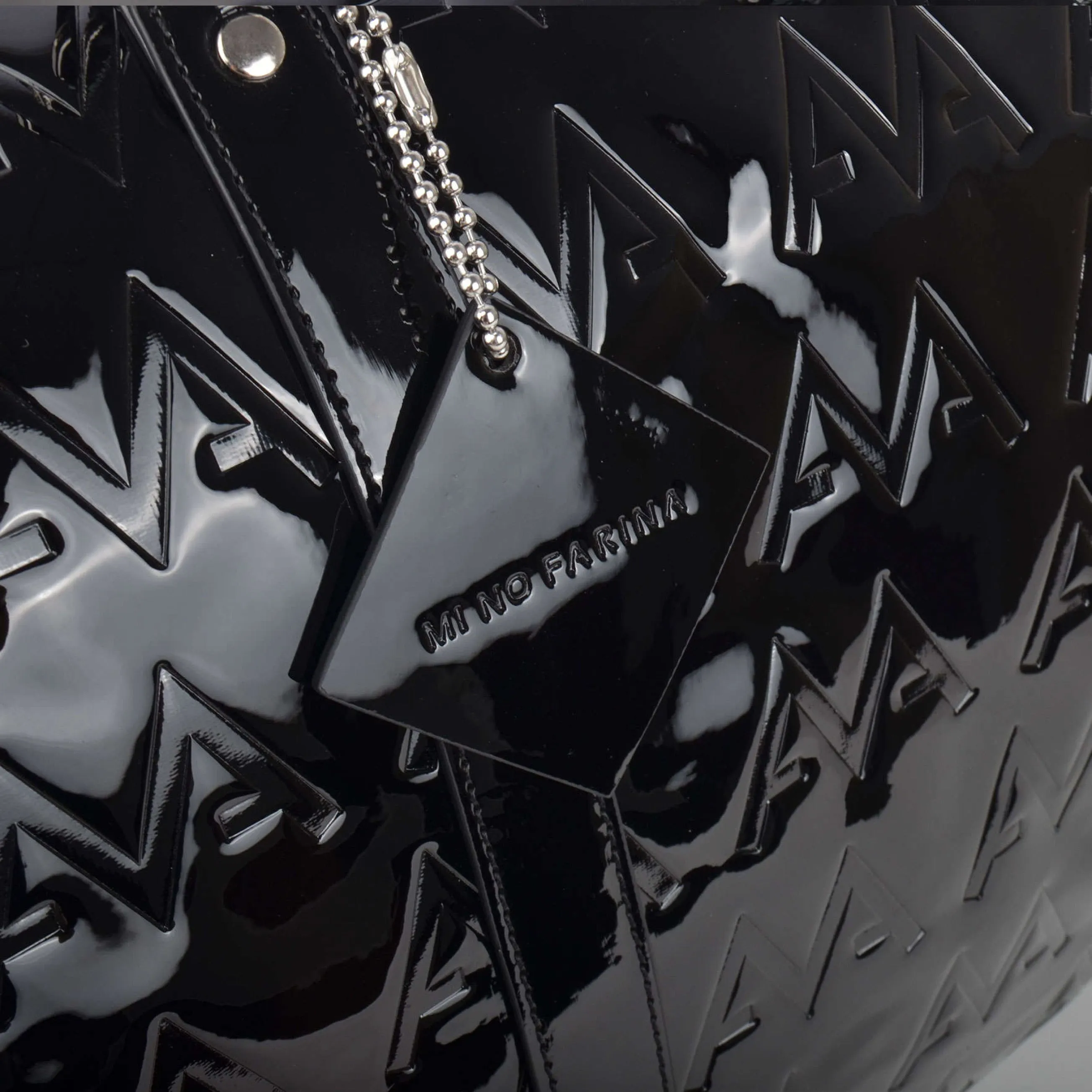 Niobe Travel Bag