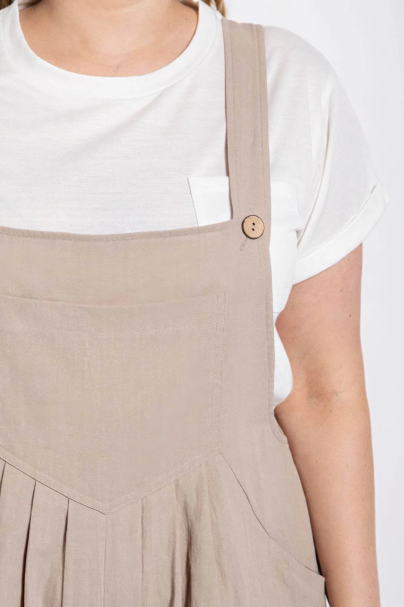 Pintuck detail overall with side pockets