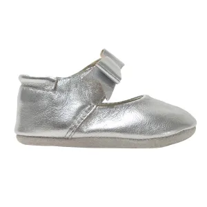 ROBEEZ - First Kicks, Sofia Silver