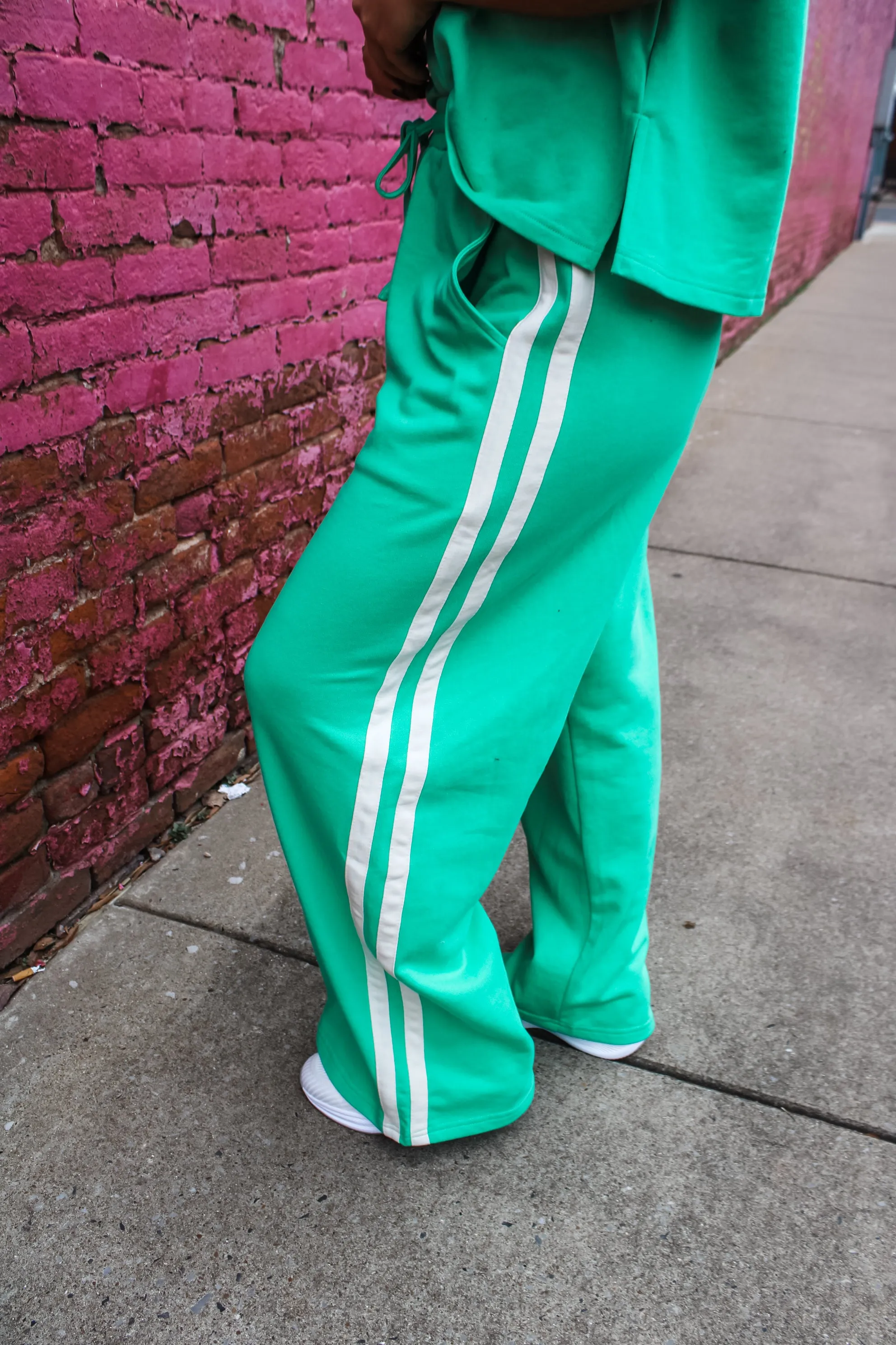 Track & Field Stripe Pants • Green